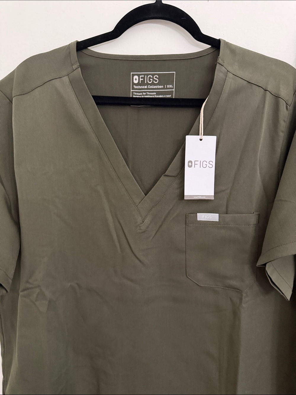 Figs Olive Green Straight Leg Scrub Set - Women's - Picture 2 of 12
